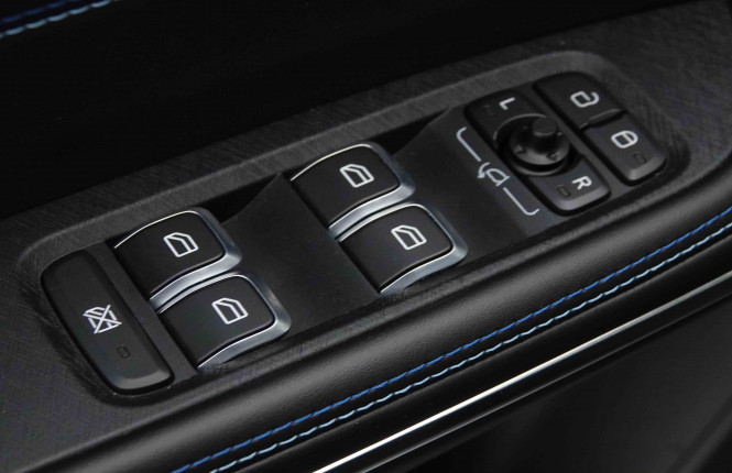 LYNKCO_LYNKCO_01_2653900_20.jpg