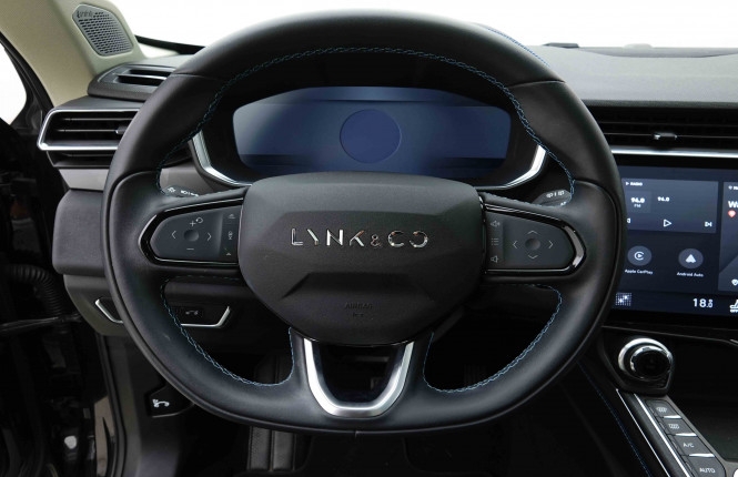 LYNKCO_LYNKCO_01_2654642_10.jpg LYNKCO_LYNKCO_01_2654642_10.jpg
