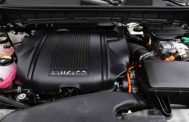 LYNKCO_LYNKCO_01_2654642_22.jpg LYNKCO_LYNKCO_01_2654642_22.jpg