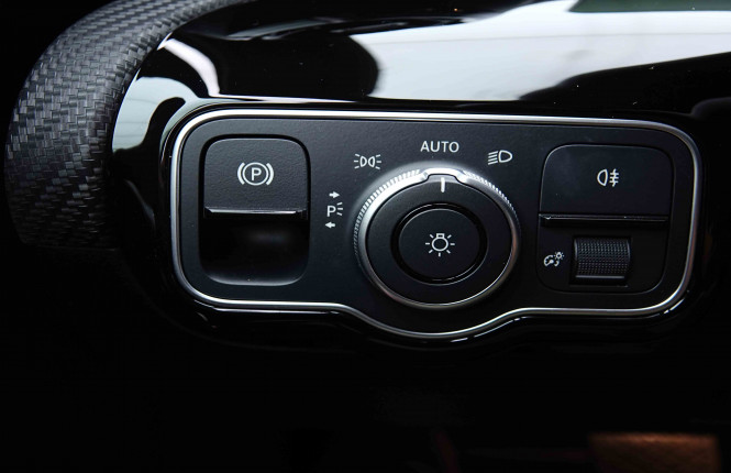 MERCEDES_MERCEDES_AKLASSE_2655417_18.jpg