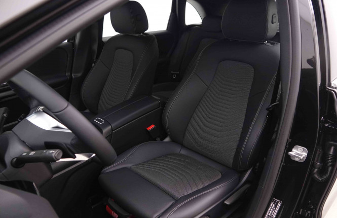 MERCEDES_MERCEDES_BKLASSE_2550100_6.jpg