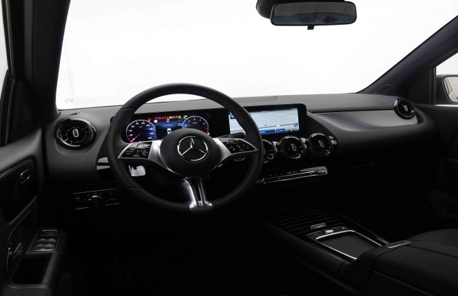 MERCEDES_MERCEDES_BKLASSE_2550100_7.jpg