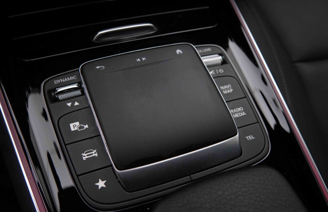 MERCEDES_MERCEDES_BKLASSE_2653140_16.jpg