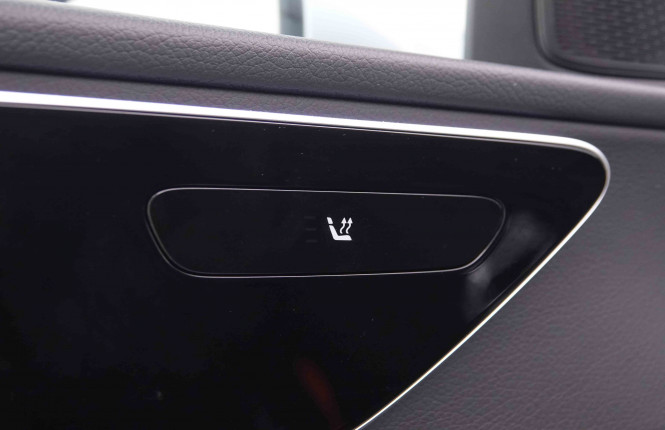 MERCEDES_MERCEDES_CKLASSE_2548459_21.jpg