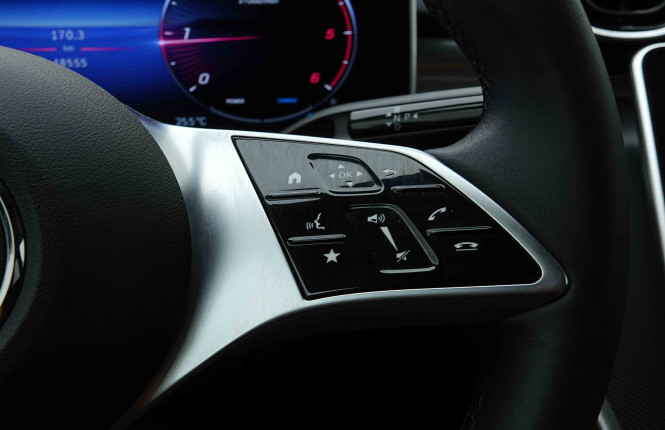 MERCEDES_MERCEDES_CKLASSE_2654296_19.jpg MERCEDES_MERCEDES_CKLASSE_2654296_19.jpg
