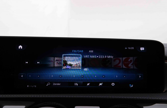 MERCEDES_MERCEDES_CLA_2548866_12.jpg