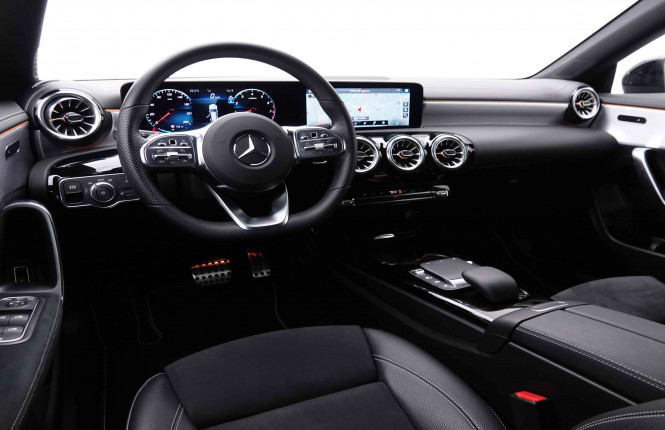 MERCEDES_MERCEDES_CLA_2548866_8.jpg