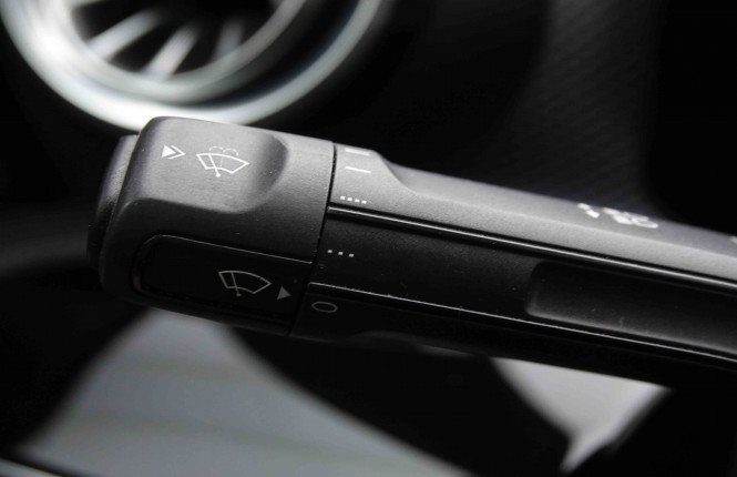 MERCEDES_MERCEDES_CLA_2549500_19.jpg