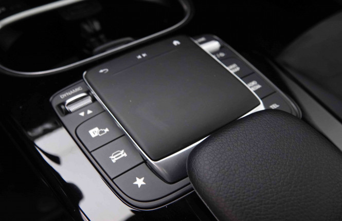 MERCEDES_MERCEDES_CLA_2550107_15.jpg