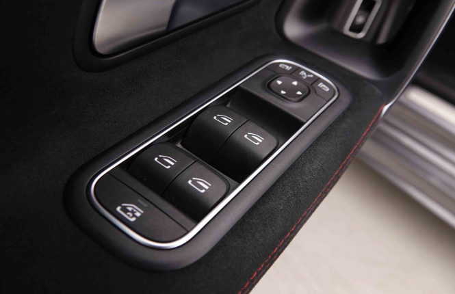MERCEDES_MERCEDES_CLA_2550117_24.jpg
