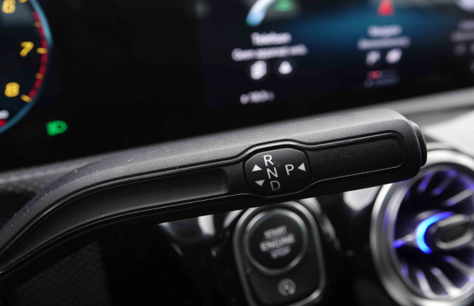 MERCEDES_MERCEDES_CLA_2550123_19.jpg
