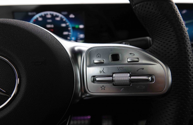 MERCEDES_MERCEDES_CLA_2550125_23.jpg