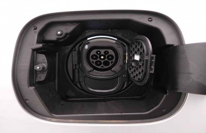 MERCEDES_MERCEDES_CLA_2550496_26.jpg MERCEDES_MERCEDES_CLA_2550496_26.jpg