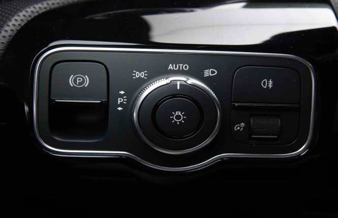 MERCEDES_MERCEDES_CLA_2550496_9.jpg MERCEDES_MERCEDES_CLA_2550496_9.jpg