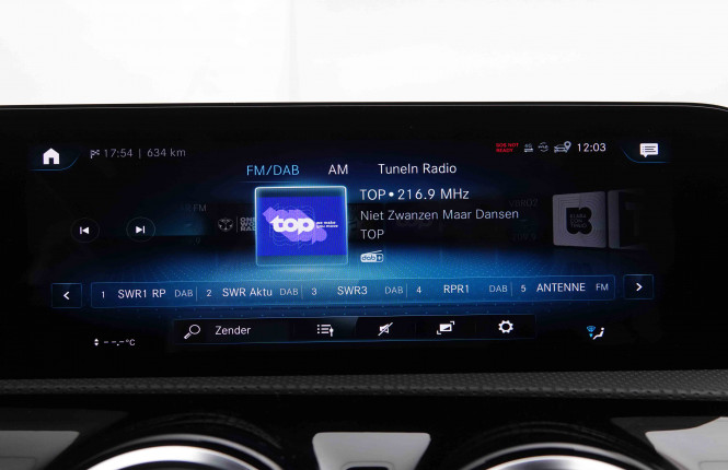 MERCEDES_MERCEDES_CLA_2551086_11.jpg MERCEDES_MERCEDES_CLA_2551086_11.jpg