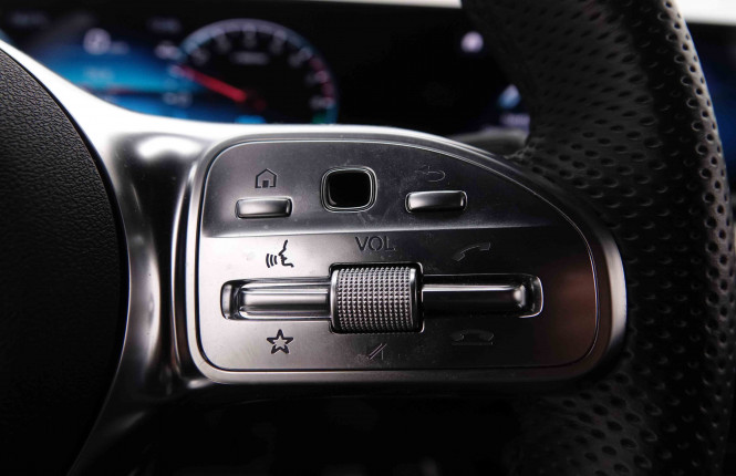 MERCEDES_MERCEDES_CLA_2551086_19.jpg MERCEDES_MERCEDES_CLA_2551086_19.jpg