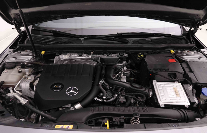 MERCEDES_MERCEDES_CLA_2551339_49.jpg