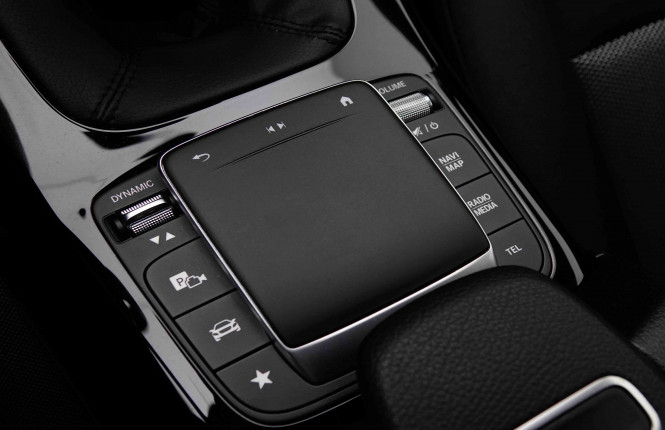 MERCEDES_MERCEDES_CLA_2653283_14.jpg