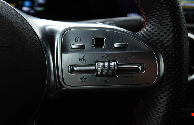 MERCEDES_MERCEDES_CLA_2655073_18.jpg