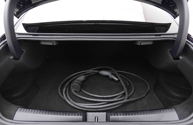 MERCEDES_MERCEDES_CLA_2655073_5.jpg