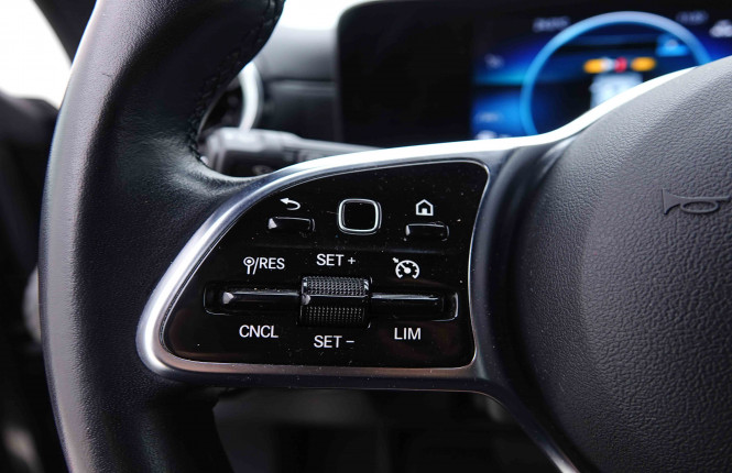 MERCEDES_MERCEDES_CLA_2655342_17.jpg