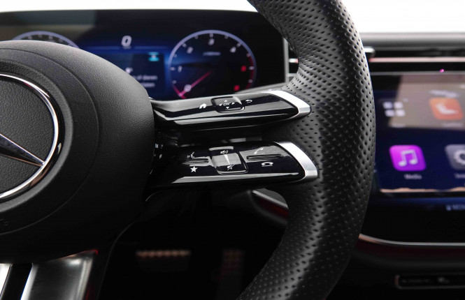 MERCEDES_MERCEDES_EKLASSE_2548880_22.jpg
