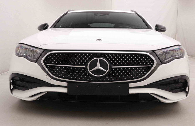 MERCEDES_MERCEDES_EKLASSE_2548880_28.jpg