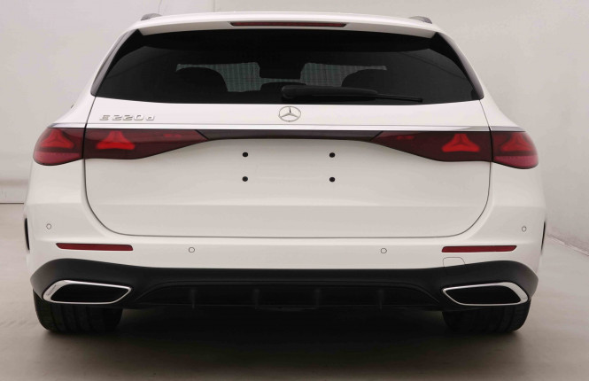 MERCEDES_MERCEDES_EKLASSE_2548880_31.jpg