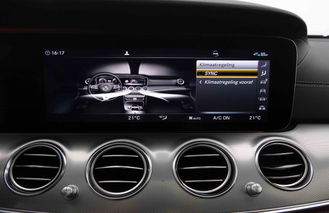 MERCEDES_MERCEDES_EKLASSE_2549663_15.jpg