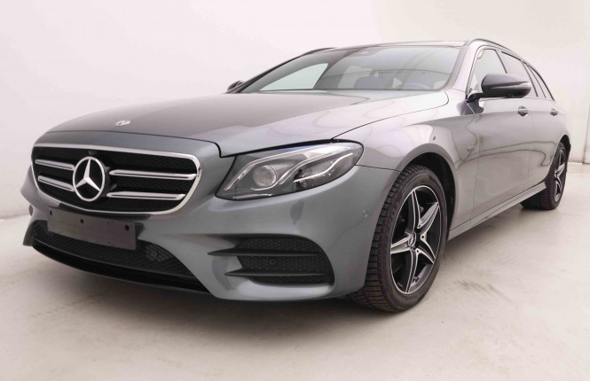 MERCEDES_MERCEDES_EKLASSE_2549663_31.jpg