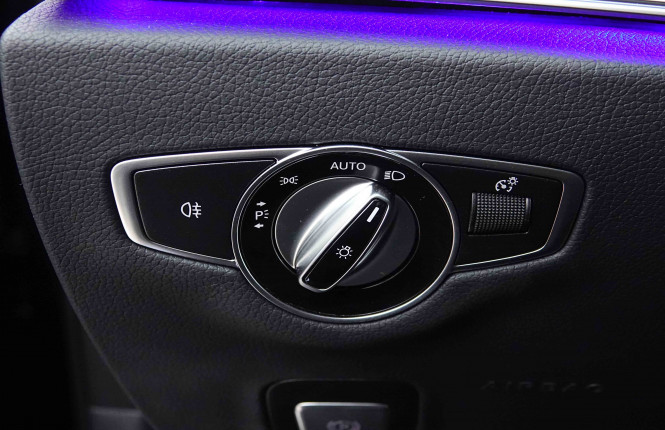 MERCEDES_MERCEDES_EKLASSE_2654598_23.jpg