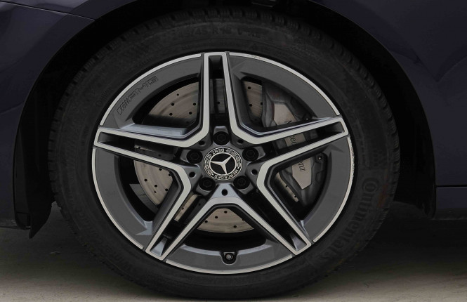 MERCEDES_MERCEDES_EKLASSE_2654598_28.jpg