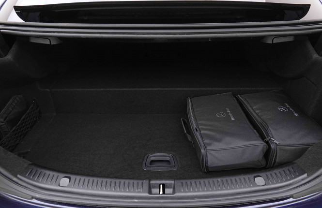MERCEDES_MERCEDES_EKLASSE_2654598_5.jpg