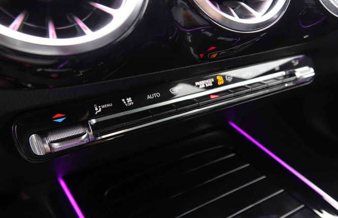 MERCEDES_MERCEDES_EQA_2549822_16.jpg