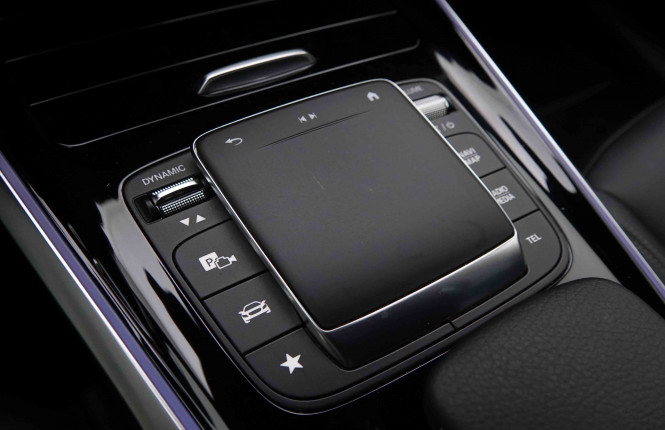 MERCEDES_MERCEDES_EQB_2551260_16.jpg MERCEDES_MERCEDES_EQB_2551260_16.jpg