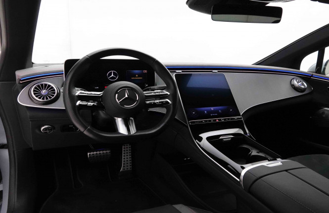 MERCEDES_MERCEDES_EQE_2651935_9.jpg