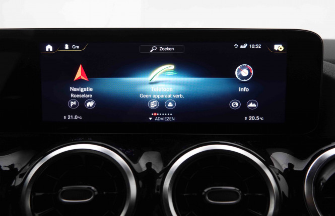 MERCEDES_MERCEDES_GLA_2550247_15.jpg