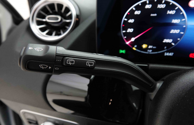 MERCEDES_MERCEDES_GLA_2653220_16.jpg
