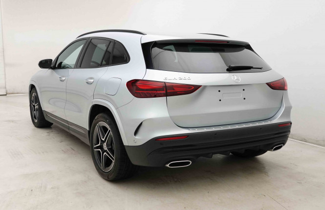 MERCEDES_MERCEDES_GLA_2653220_29.jpg