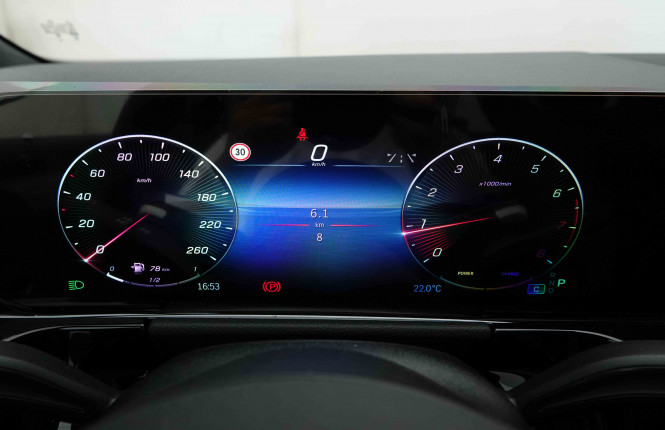 MERCEDES_MERCEDES_GLA_2653221_15.jpg MERCEDES_MERCEDES_GLA_2653221_15.jpg
