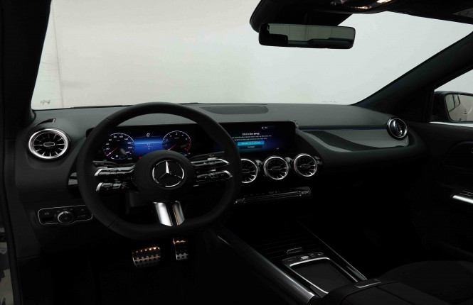 MERCEDES_MERCEDES_GLA_2653221_7.jpg MERCEDES_MERCEDES_GLA_2653221_7.jpg
