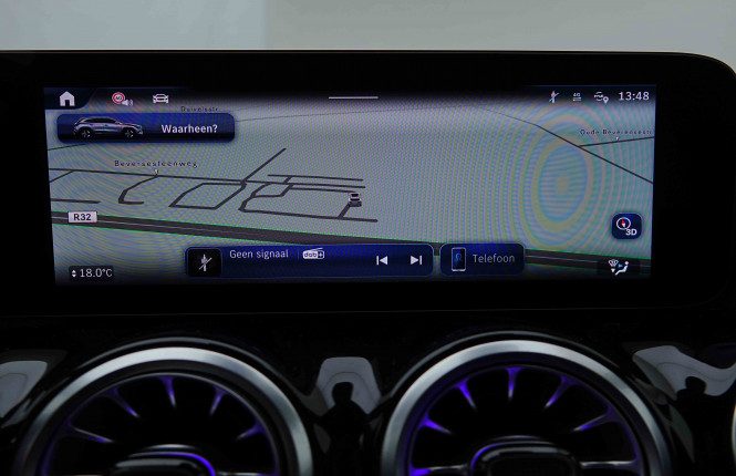 MERCEDES_MERCEDES_GLA_2655209_10.jpg