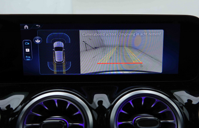 MERCEDES_MERCEDES_GLA_2655209_11.jpg