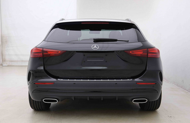 MERCEDES_MERCEDES_GLA_2655209_30.jpg