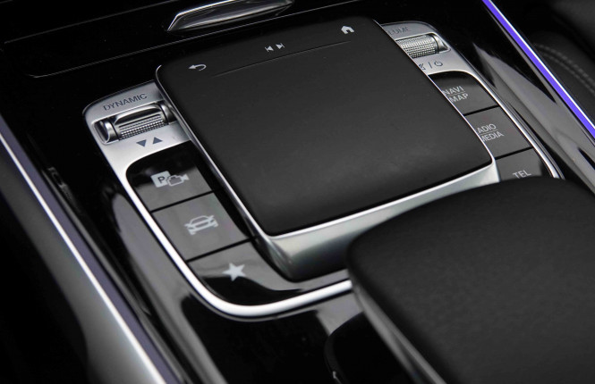 MERCEDES_MERCEDES_GLB_2550298_20.jpg
