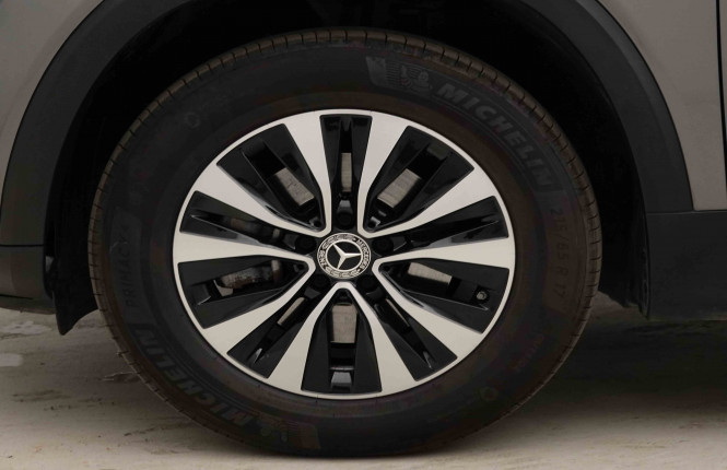 MERCEDES_MERCEDES_GLB_2654533_22.jpg