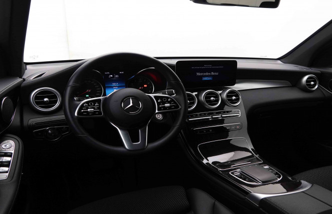 MERCEDES_MERCEDES_GLC_2550667_8.jpg