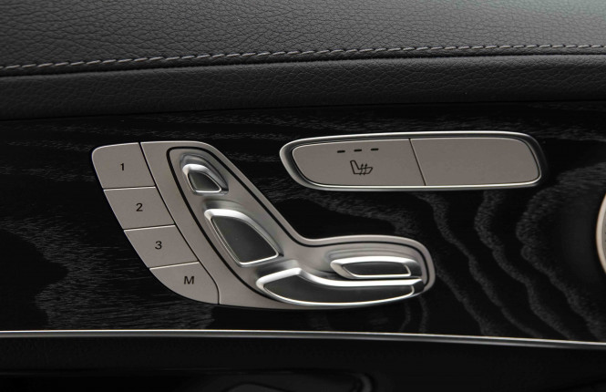 MERCEDES_MERCEDES_GLC_2654596_24.jpg