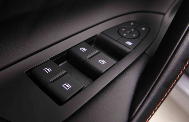 MG_MG_HS_2549244_20.jpg MG_MG_HS_2549244_20.jpg