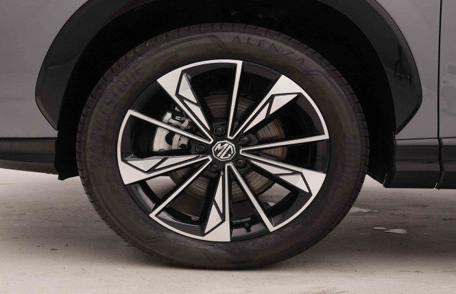 MG_MG_HS_2549244_21.jpg MG_MG_HS_2549244_21.jpg